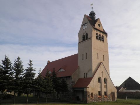 2009_ Kirche Baitz.JPG