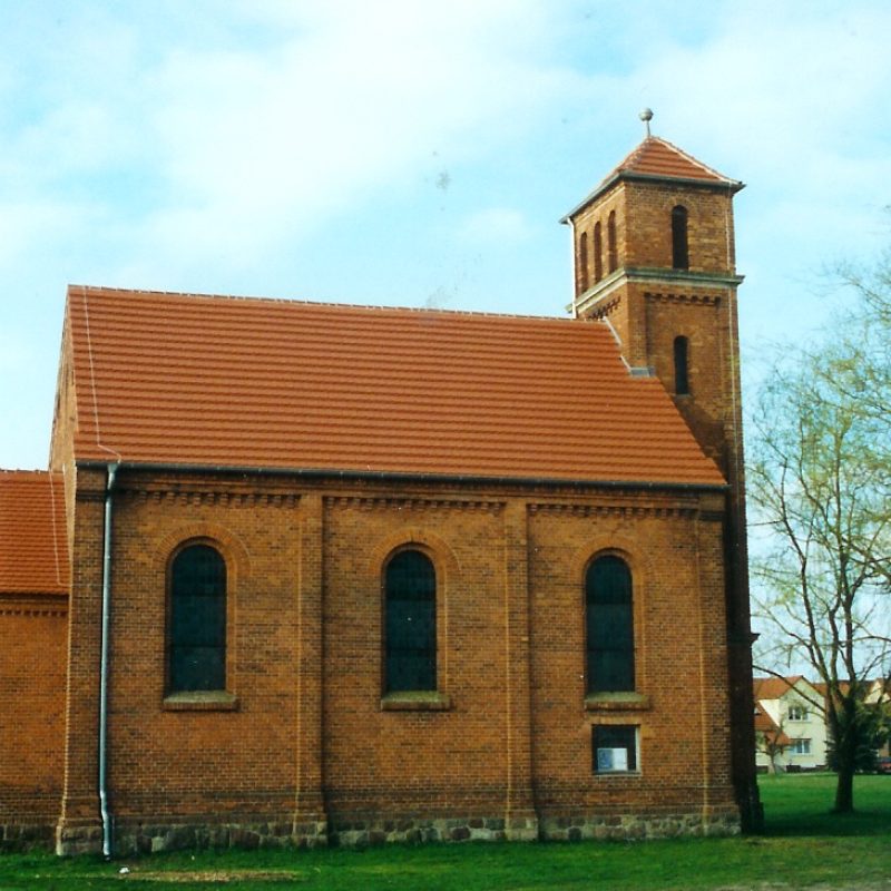 2001_Kirche Muetzdorf