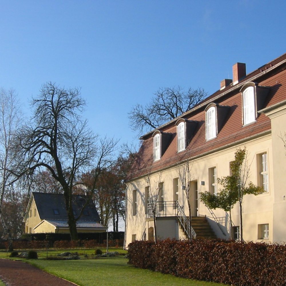 2002 Schloss Gutshausanlage Klein Glien