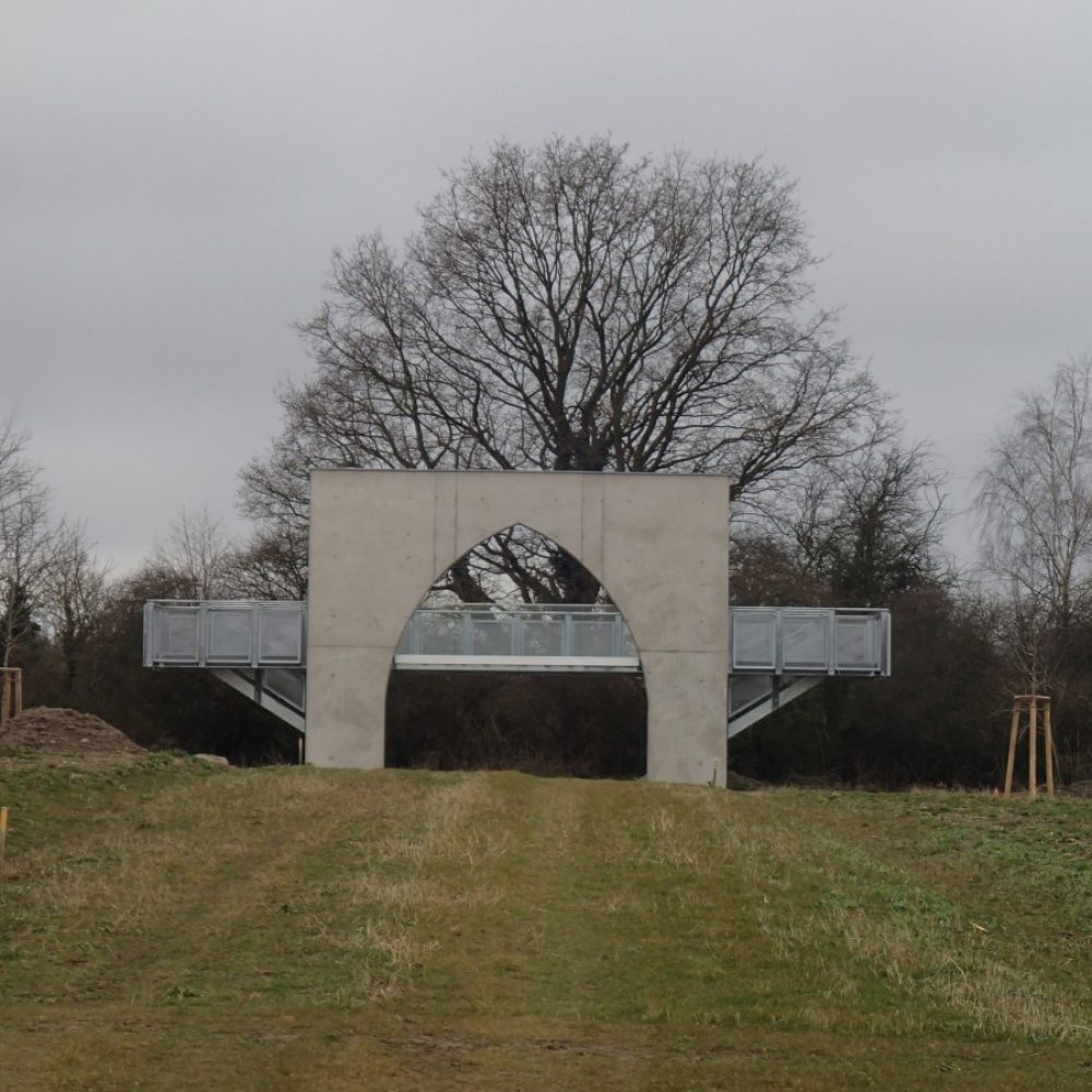 2015_ Aussichtsturm zur Visualisierung des mittelalterlichen Stadttores 01