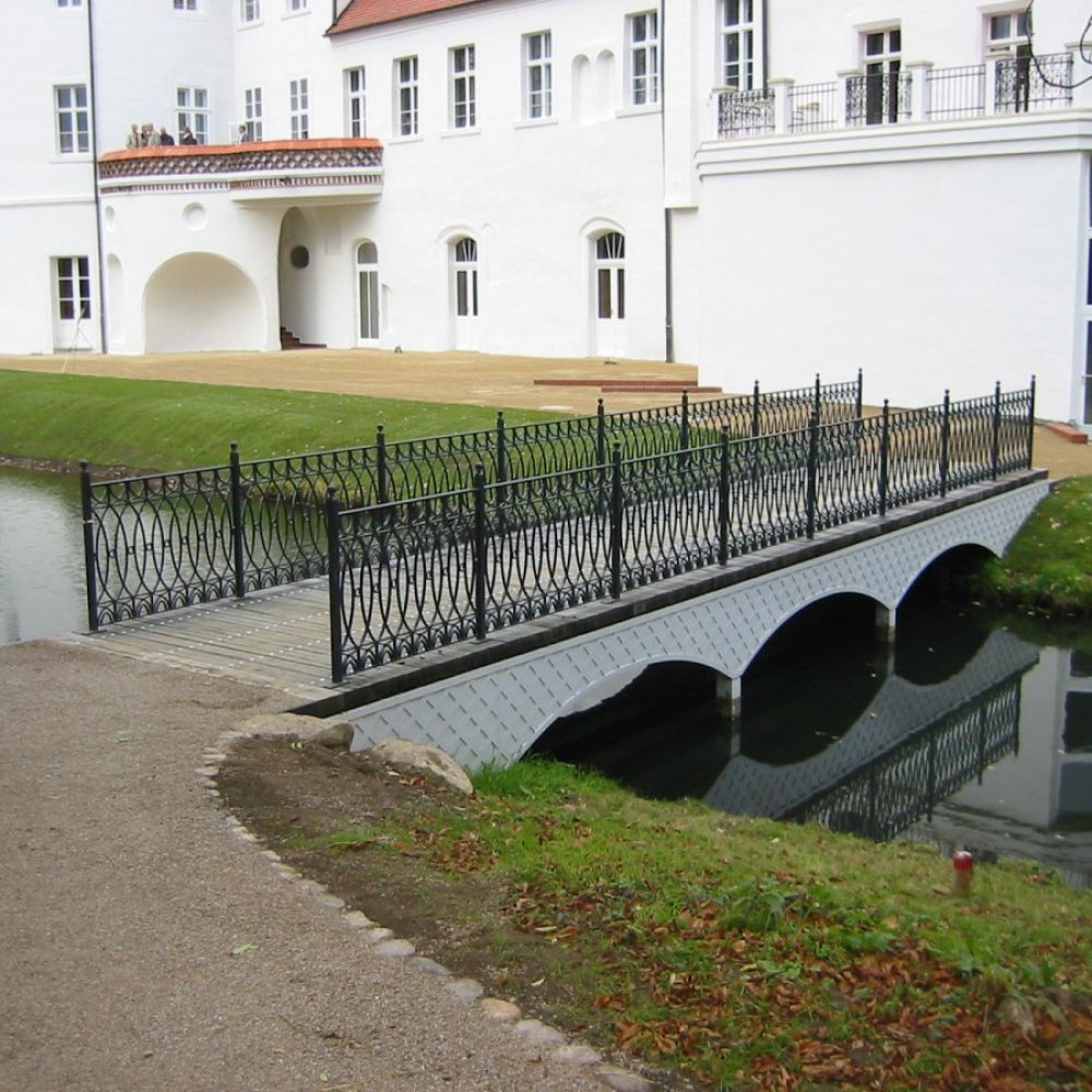 Fussgaengerbruecke 03